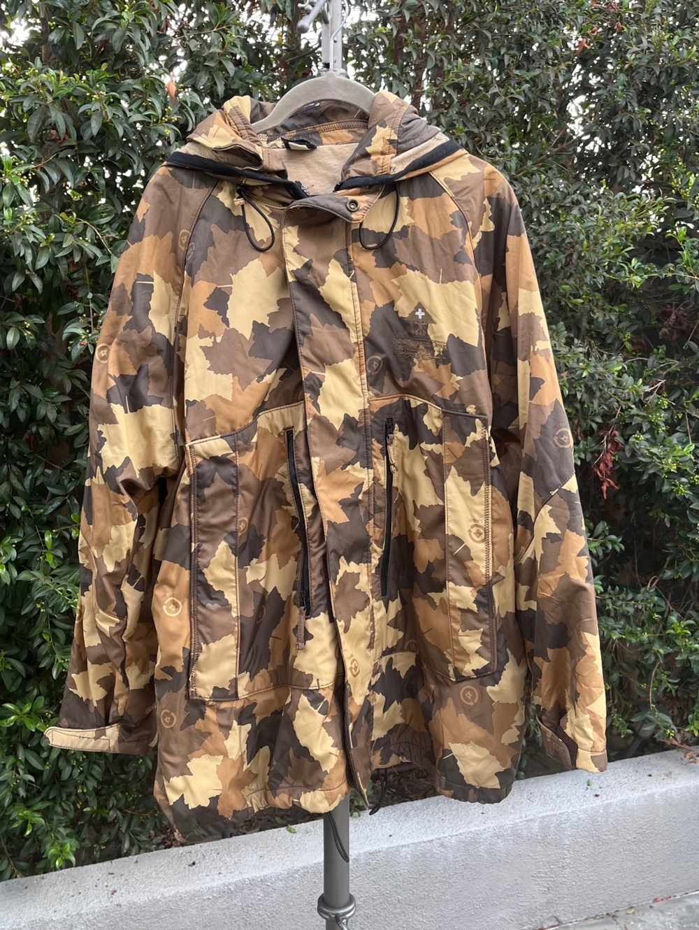 Vintage Y2K LRG Roots & Equipment Camo Hooded Field Jacket Utility